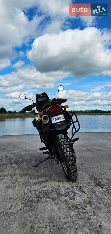 Мотоцикл Многоцелевой (All-round) BMW F 650 2002 в Хороле