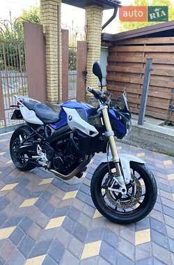 Мотоцикл Спорт-туризм BMW F 800R 2015 в 