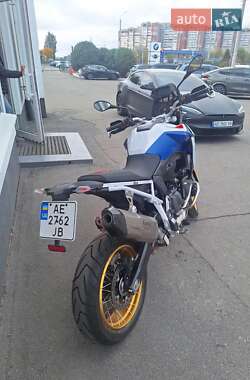 Мотоцикл Многоцелевой (All-round) BMW F 900 GS 2025 в 
