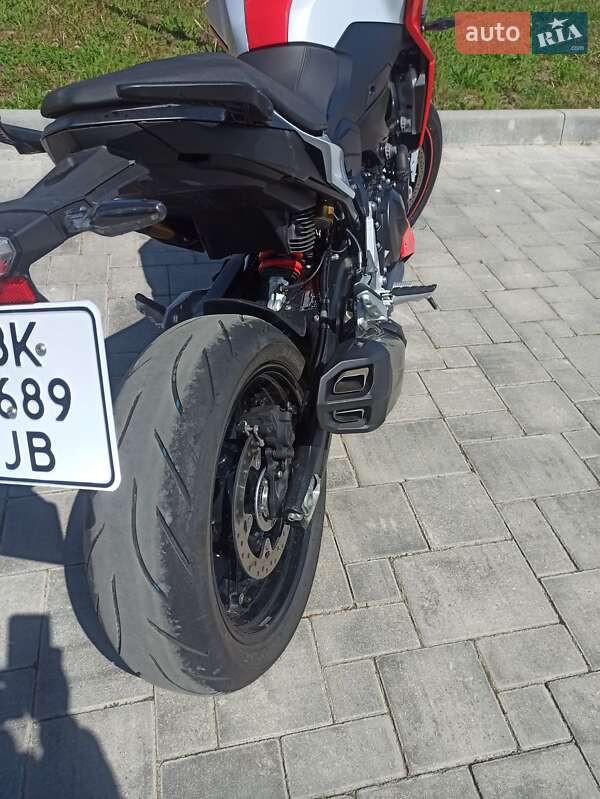 Мотоцикл Без обтекателей (Naked bike) BMW F 900R 2020 в Здолбунове