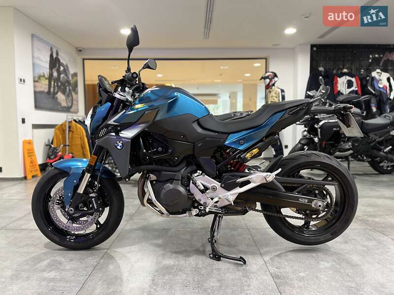 Мотоцикл Без обтікачів (Naked bike) BMW F 900R 2025 в Києві фото 3 Мотоцикл Без обтікачів (Naked bike) BMW F 900R 2025 в Києві