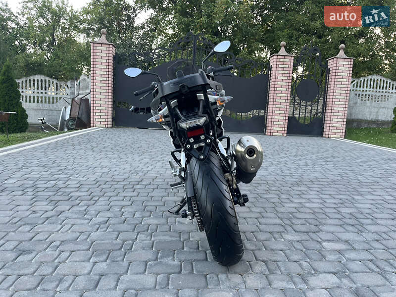 Мотоцикл Без обтекателей (Naked bike) BMW G 310R 2019 в Черновцах фото 4 Мотоцикл Без обтекателей (Naked bike) BMW G 310R 2019 в Черновцах