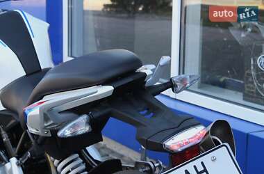 Мотоцикл Без обтекателей (Naked bike) BMW G 310R 2017 в 