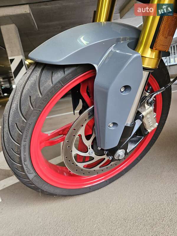 Мотоцикл Без обтекателей (Naked bike) BMW G 310R 2021 в Киеве фото 7 Мотоцикл Без обтекателей (Naked bike) BMW G 310R 2021 в Киеве