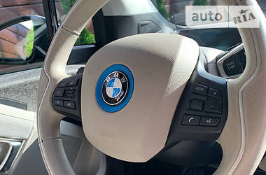 Хетчбек BMW I3 2015 в 