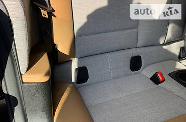 Хетчбек BMW I3 2015 в 