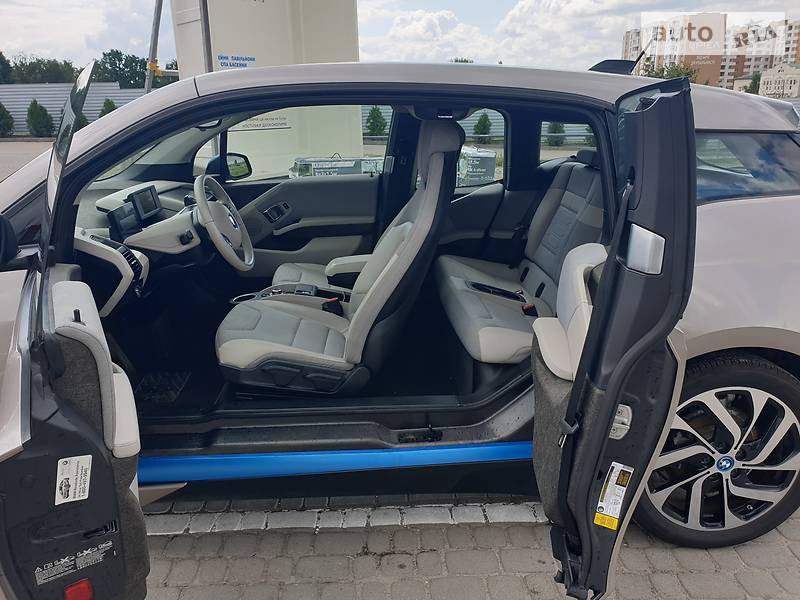 Хэтчбек BMW I3 2015 в Львове