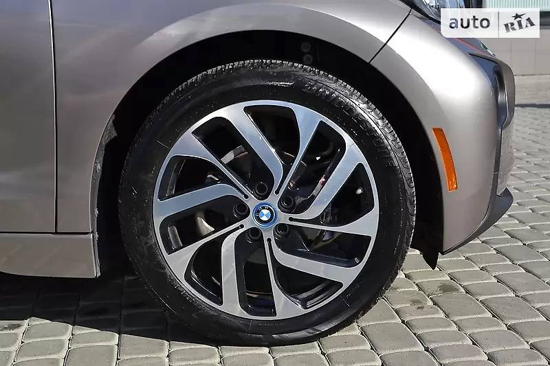 Хэтчбек BMW I3 2015 в Львове
