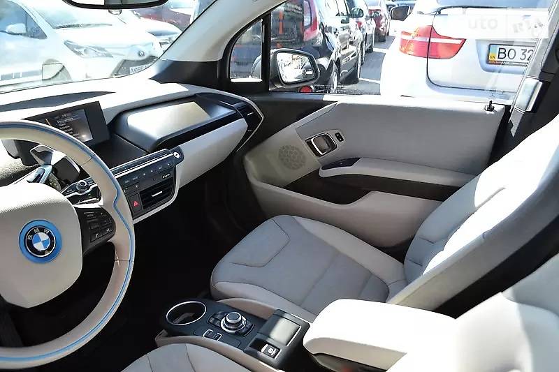 Хэтчбек BMW I3 2015 в Львове