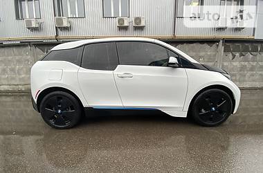 Хетчбек BMW I3 2015 в 