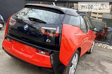 Хетчбек BMW I3 2015 в 