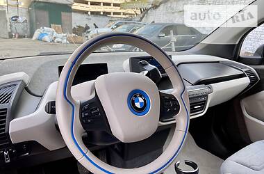 Хетчбек BMW I3 2015 в 