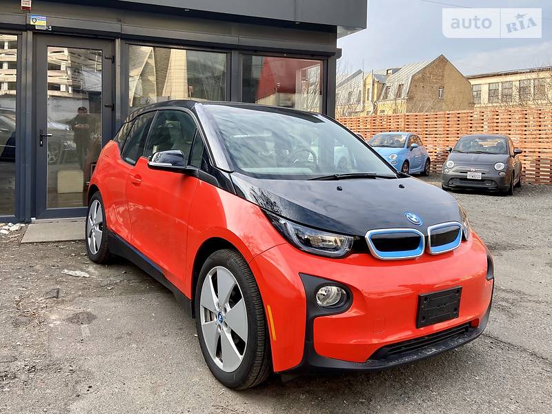 Хетчбек BMW I3 2015 в 