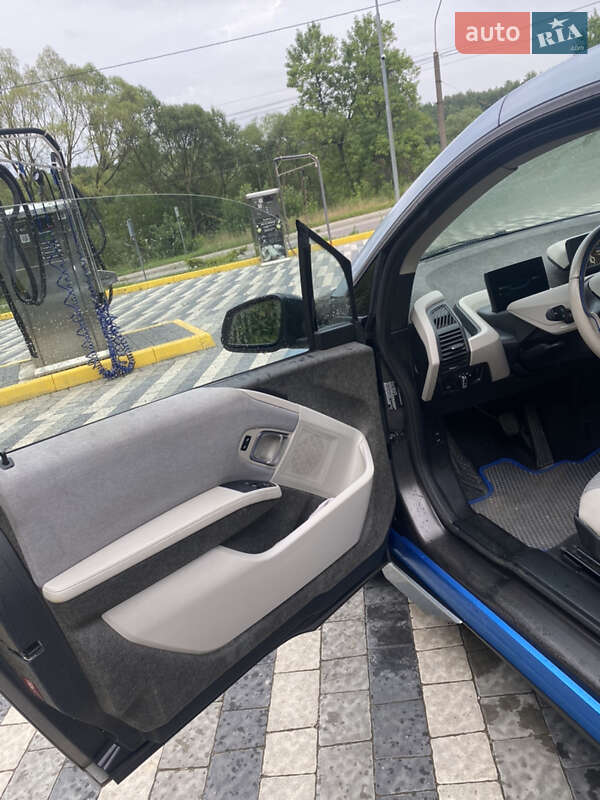 Хэтчбек BMW I3 2015 в Львове