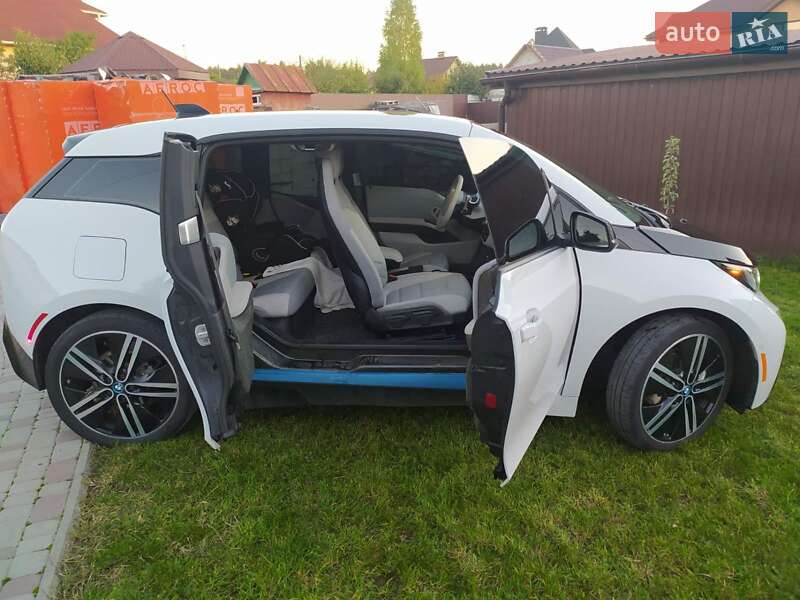 Хэтчбек BMW I3 2015 в Житомире