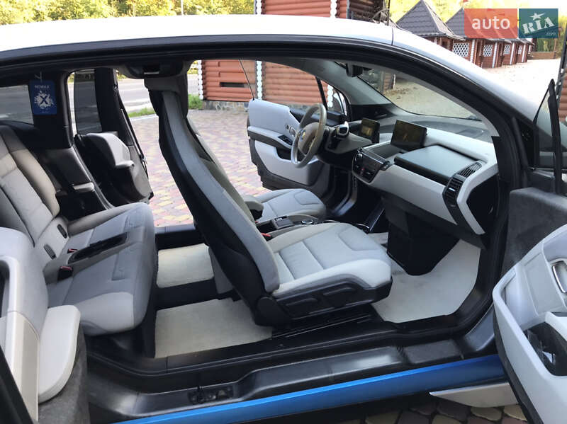 Хэтчбек BMW I3 2015 в Виннице