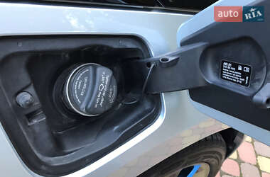Хетчбек BMW I3 2015 в 