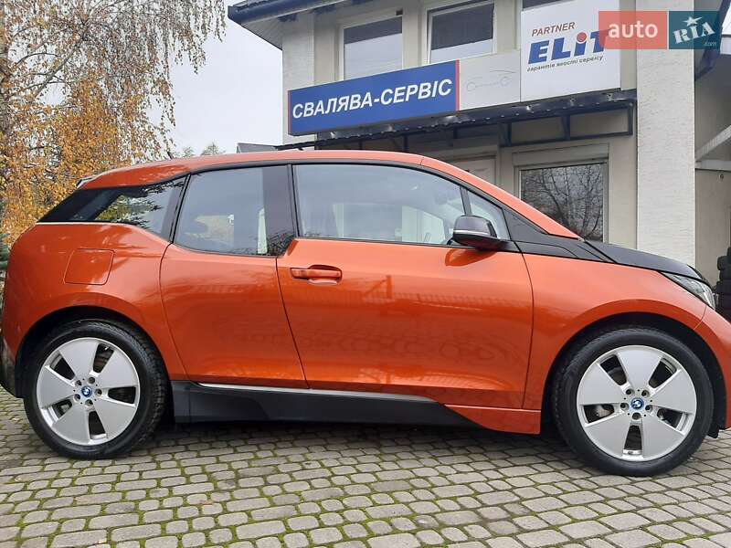 Хэтчбек BMW I3 2015 в Сваляве