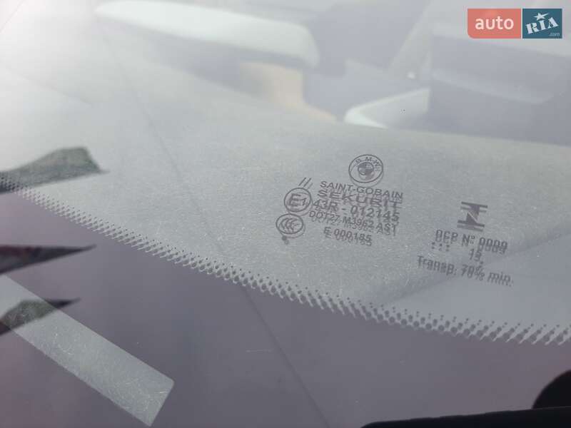 Хэтчбек BMW I3 2015 в Сваляве