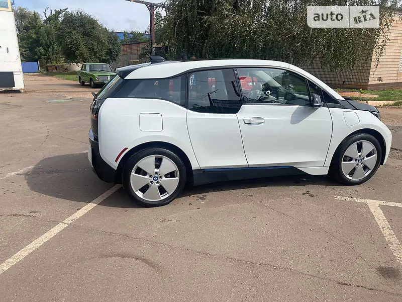 BMW I3