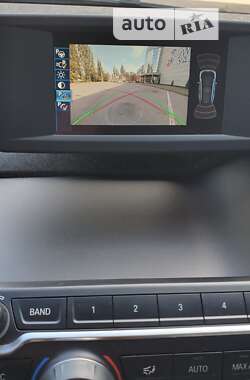 Хетчбек BMW I3 2016 в 