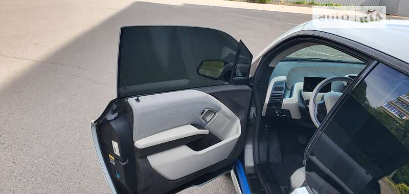 Хэтчбек BMW I3 2016 в Кривом Роге фото 18 Хэтчбек BMW I3 2016 в Кривом Роге