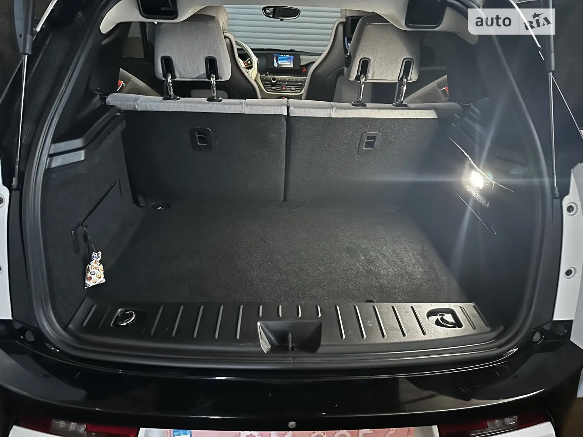 2016 BMW i3 - мініатюра 26