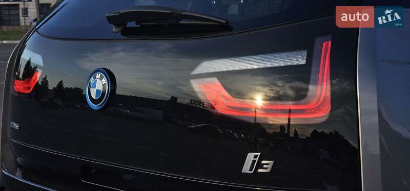 Хэтчбек BMW I3 2015 в Житомире
