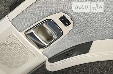 Хетчбек BMW I3 2015 в 