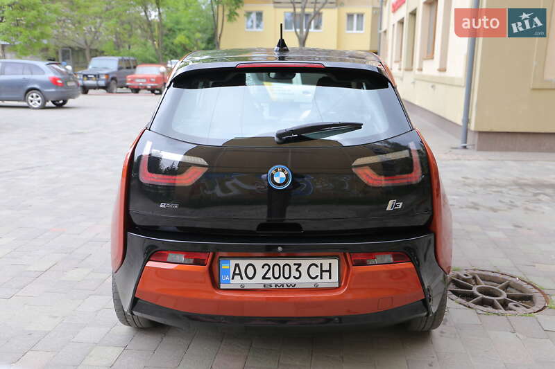 Хэтчбек BMW I3 2014 в Ужгороде