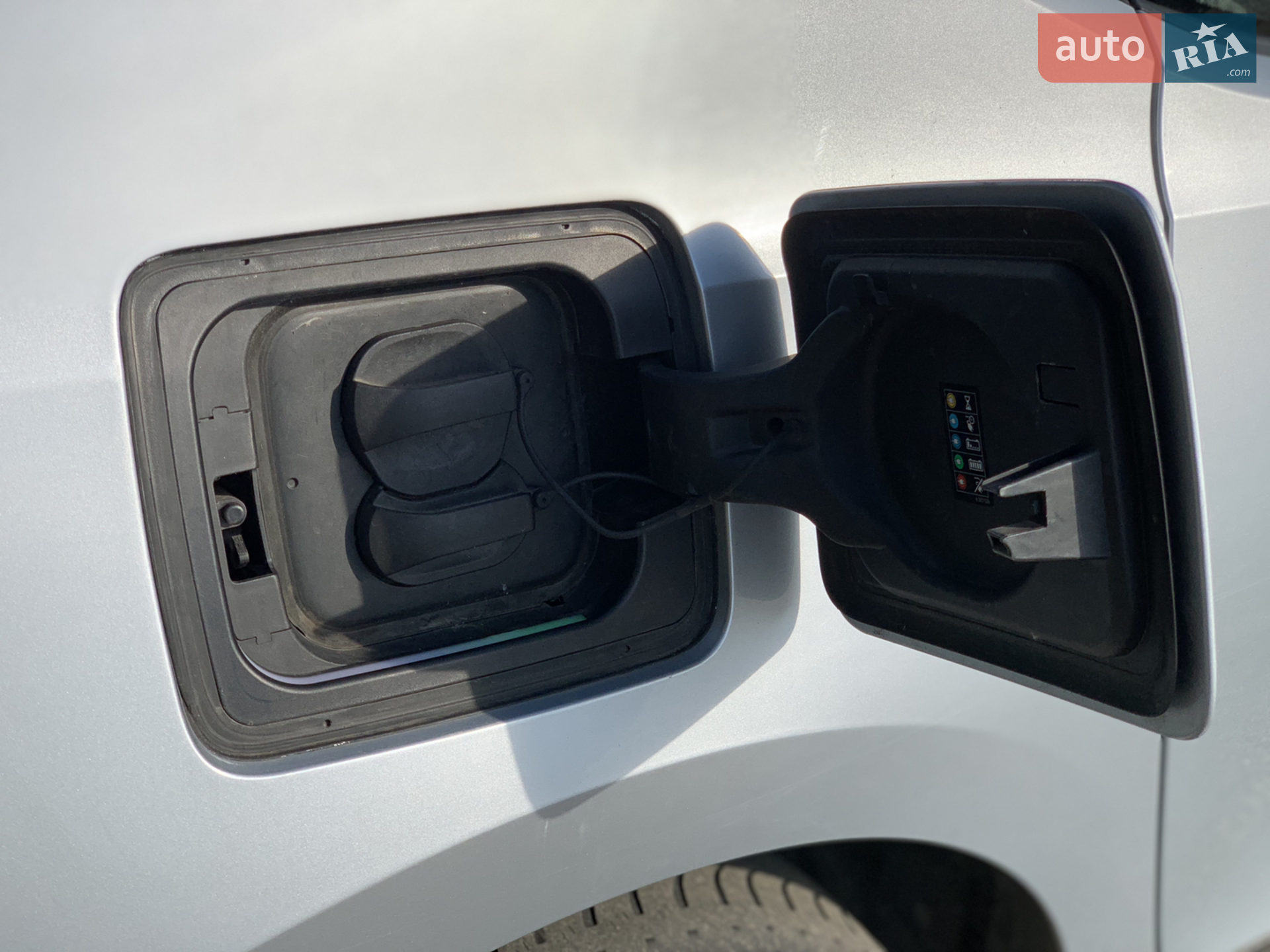 2015 BMW i3 - мініатюра 16