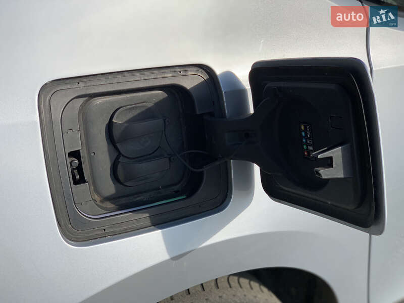 Хетчбек BMW I3 2015 в Києві