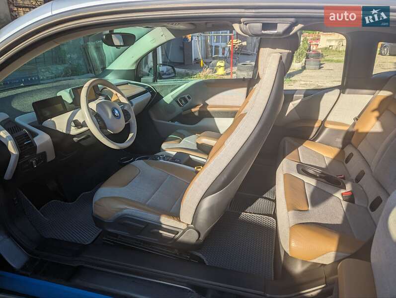 Хетчбек BMW I3 2015 в Чернівцях