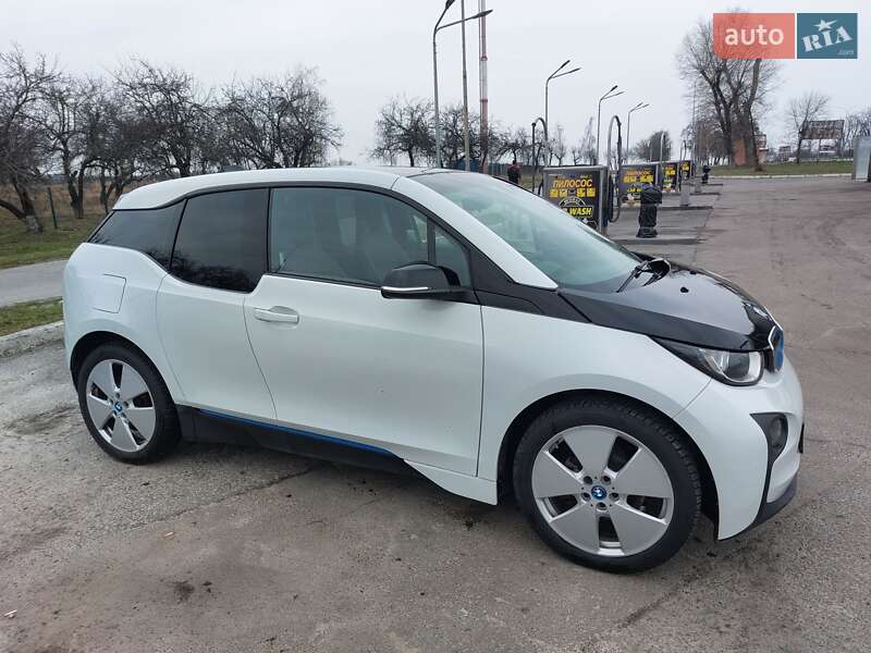 Хэтчбек BMW I3 2015 в Киеве