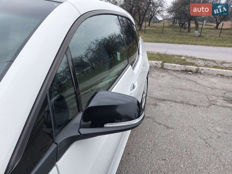 Хэтчбек BMW I3 2015 в Киеве