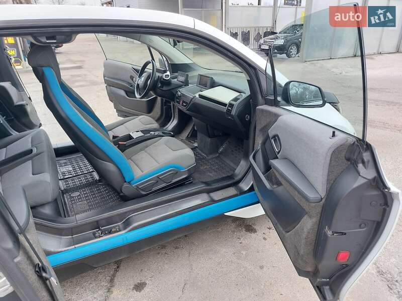 Хэтчбек BMW I3 2015 в Киеве