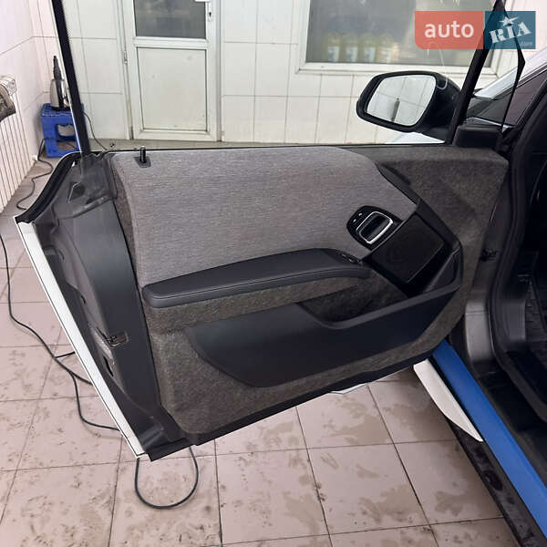 Хэтчбек BMW I3 2015 в Львове