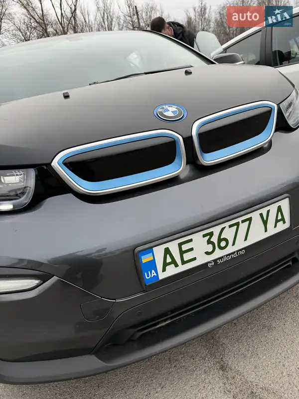 BMW I3
