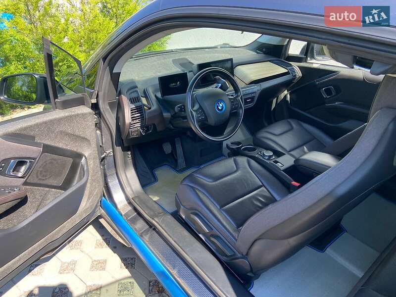 Хэтчбек BMW I3 2016 в Киеве