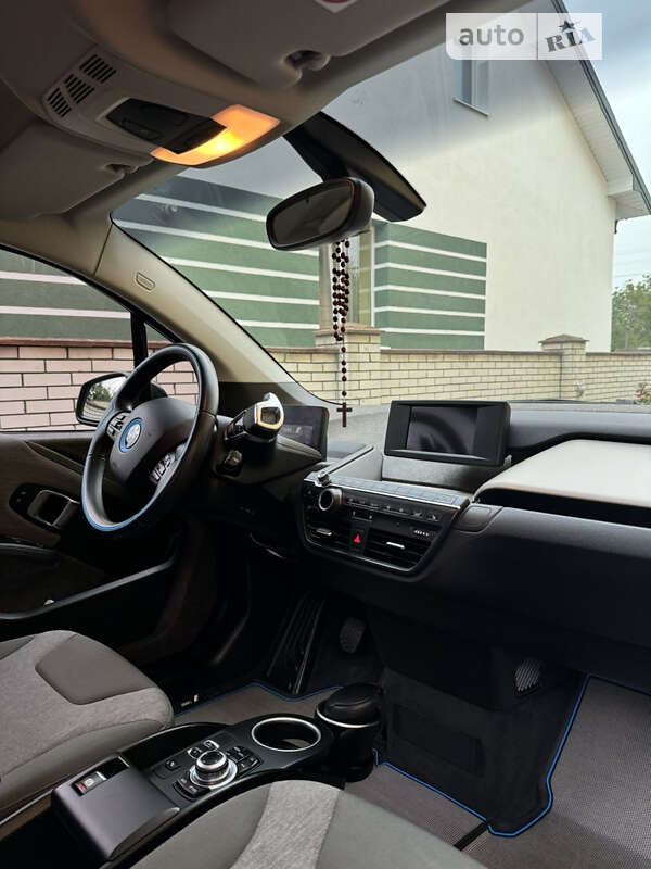 Хэтчбек BMW I3 2015 в Львове фото 17 Хэтчбек BMW I3 2015 в Львове