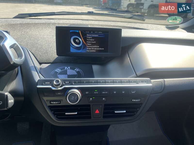 Хэтчбек BMW I3 2015 в Хмельницком