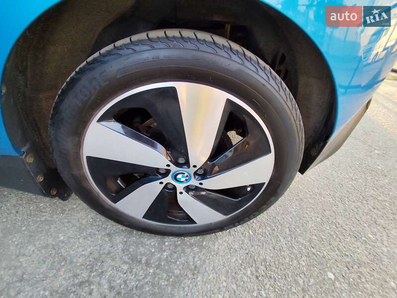 Хэтчбек BMW I3 2016 в Киеве