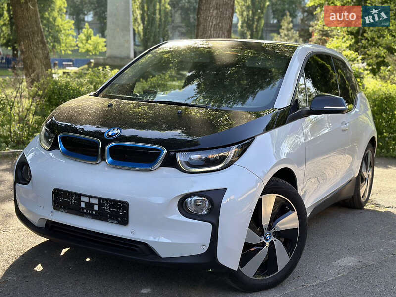 Хэтчбек BMW I3 2016 в Киеве