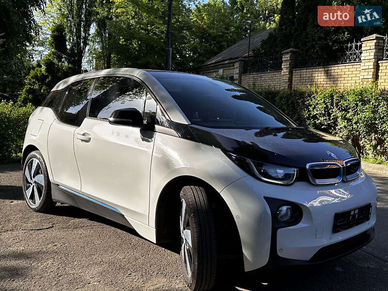 Хэтчбек BMW I3 2016 в Киеве