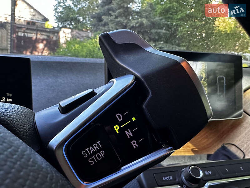 Хэтчбек BMW I3 2016 в Киеве