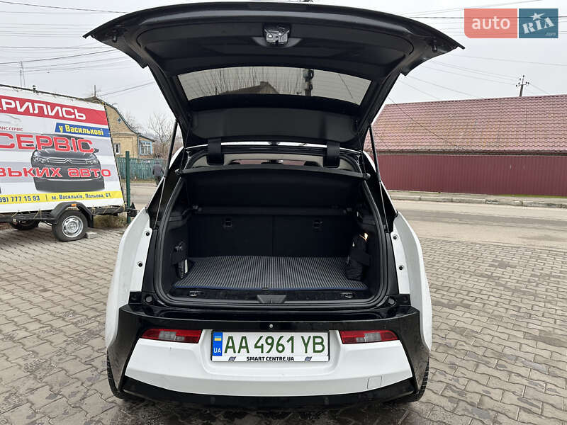 Хэтчбек BMW I3 2016 в Василькове