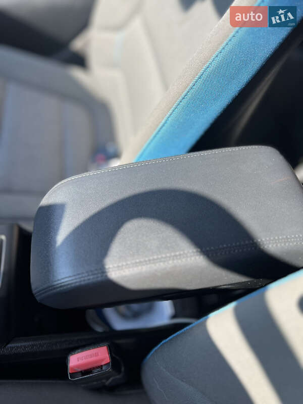 Хэтчбек BMW I3 2013 в Шептицькому