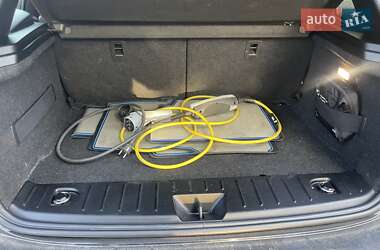 Хэтчбек BMW I3 2016 в 
