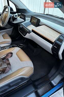 Хетчбек BMW I3 2015 в 