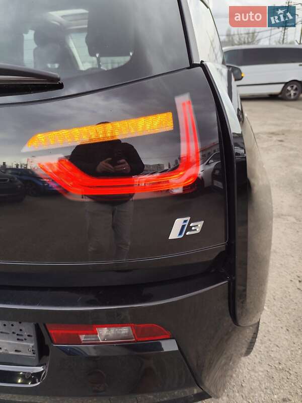Хэтчбек BMW I3 2016 в Киеве